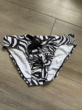 Black & White Zebra-Print Men's Swim Briefs with Drawstring
